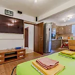 Διαμέρισμα S2 - Modern Just 50m From The