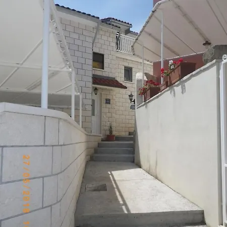 Apartment S2 - Modern Just 50m From The Korčula