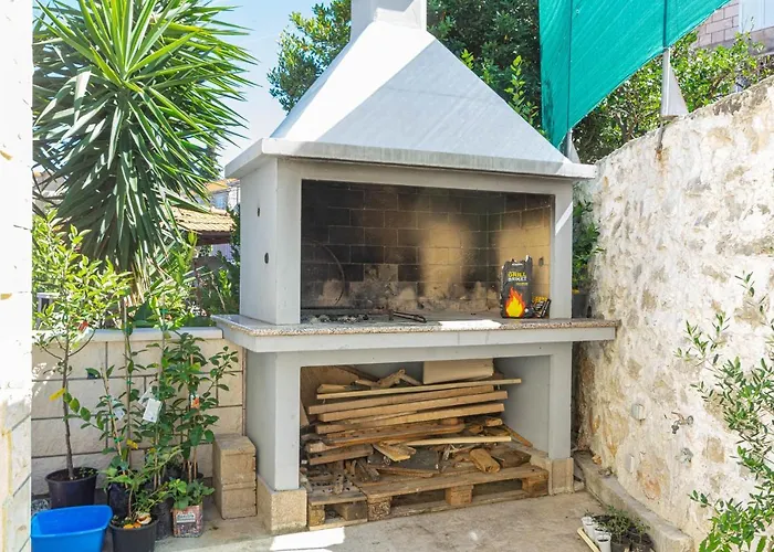 S2 - Modern Just 50m From The Korčula